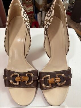 Gucci Beige Canvas and Brown Leather Bamboo-Accent Heels